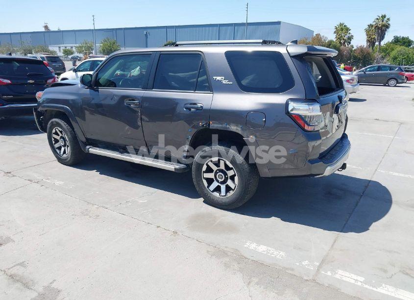 Photo 3 of 2018 Toyota 4runner TRD OFF ROAD (VIN JTEBU5JRXJ5539376)