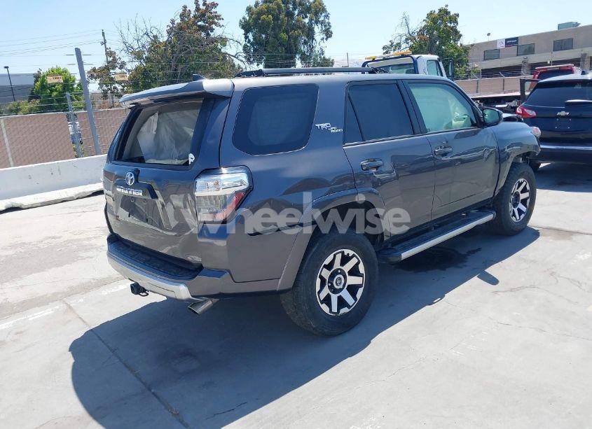 Photo 4 of 2018 Toyota 4runner TRD OFF ROAD (VIN JTEBU5JRXJ5539376)