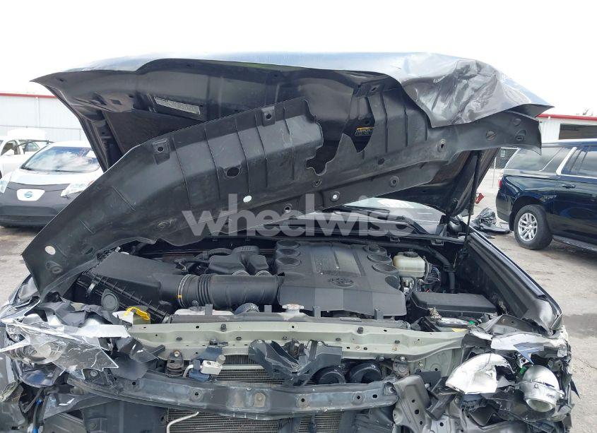 Photo 10 of 2019 Toyota 4runner SR5 (VIN JTEBU5JRXK5638880)