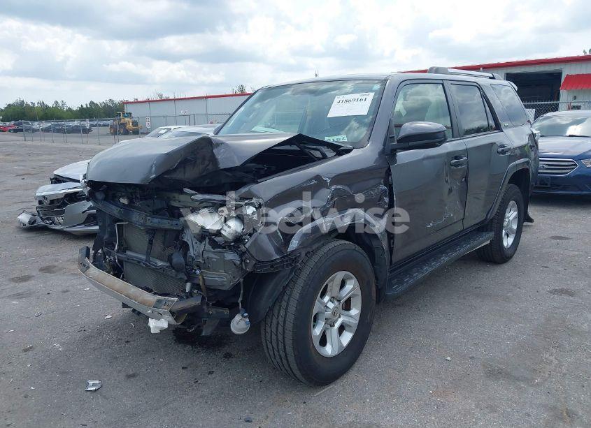 Photo 19 of 2019 Toyota 4runner SR5 (VIN JTEBU5JRXK5638880)
