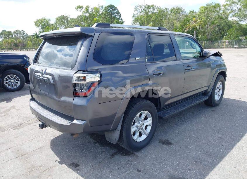Photo 4 of 2019 Toyota 4runner SR5 (VIN JTEBU5JRXK5638880)
