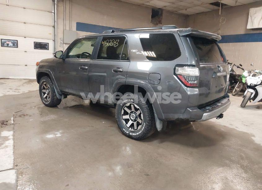 Photo 3 of 2019 Toyota 4runner TRD OFF ROAD PREMIUM (VIN JTEBU5JRXK5656263)