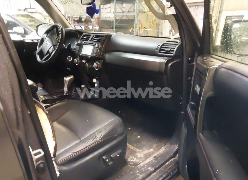 Photo 5 of 2019 Toyota 4runner TRD OFF ROAD PREMIUM (VIN JTEBU5JRXK5656263)