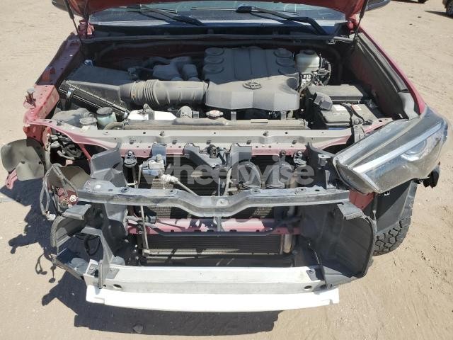 Photo 8 of 2019 TOYOTA 4RUNNER SR5/SR5 PREMIUM (VIN JTEBU5JRXK5662399)