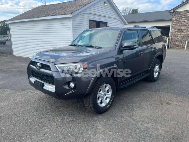 Photo 5 of 2019 TOYOTA 4RUNNER SR5/SR5 PREMIUM (VIN JTEBU5JRXK5672897)