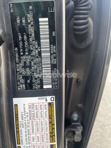 Photo 9 of 2019 TOYOTA 4RUNNER SR5/SR5 PREMIUM (VIN JTEBU5JRXK5672897)