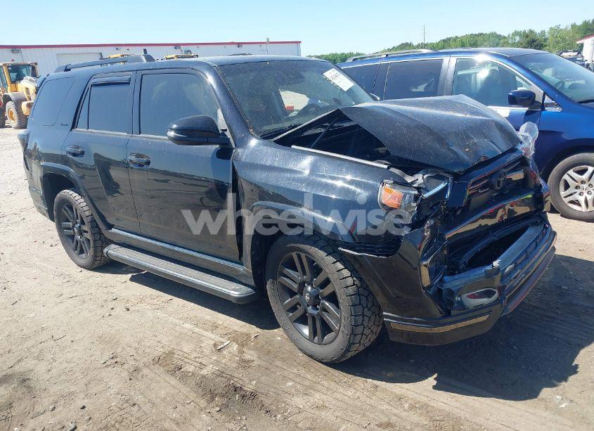 2021 Toyota 4runner NIGHTSHADE SPECIAL EDITION (VIN JTECU5JR5M5246848) main photo