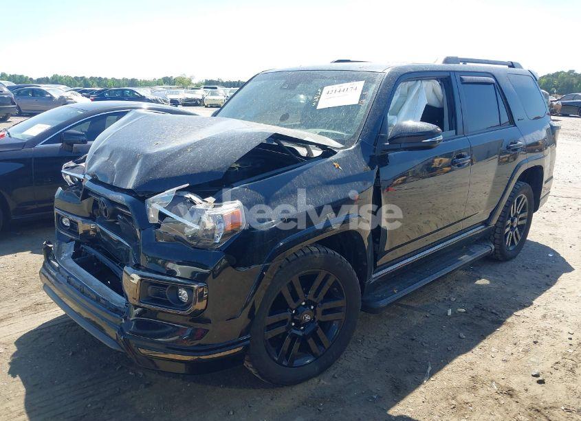 Photo 2 of 2021 Toyota 4runner NIGHTSHADE SPECIAL EDITION (VIN JTECU5JR5M5246848)