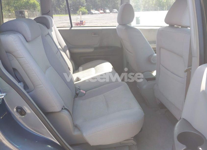 Photo 8 of 2006 Toyota Highlander (VIN JTEDD21AX60135726)