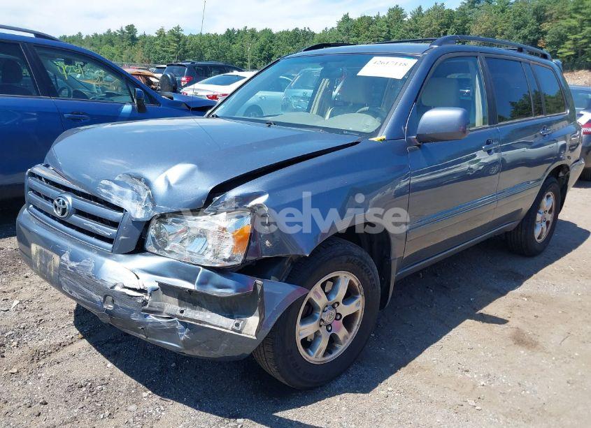 Photo 2 of 2007 Toyota Highlander V6 (VIN JTEDP21A070131953)