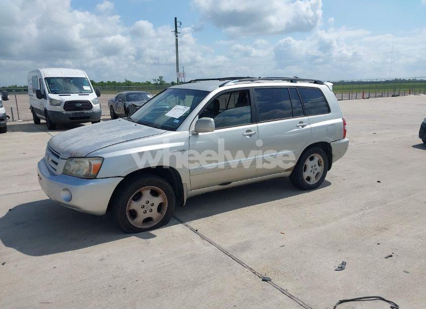 Photo 2 of 2005 Toyota Highlander LIMITED V6/V6 (VIN JTEDP21A150066107)