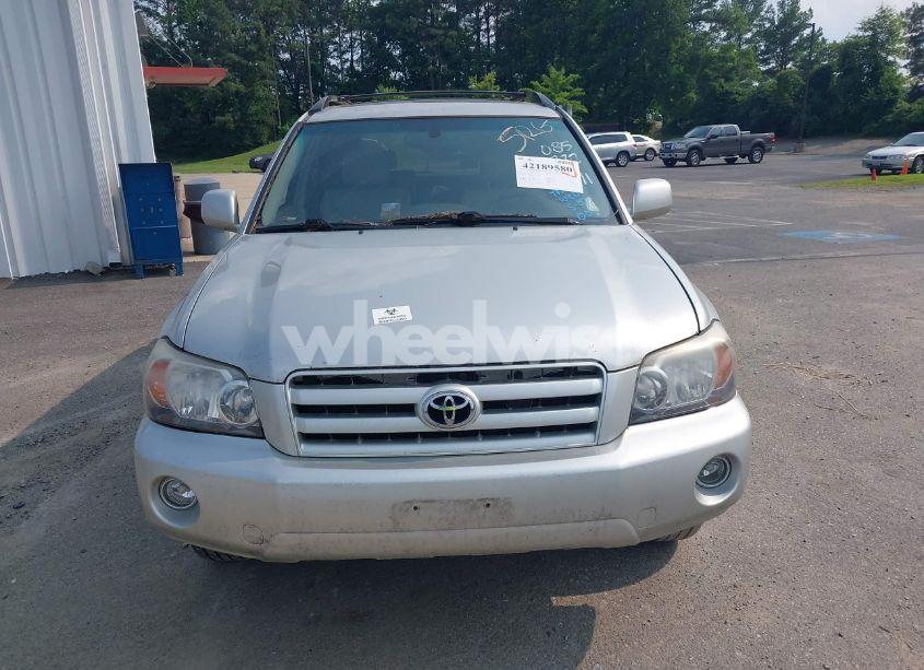 Photo 12 of 2005 Toyota Highlander LIMITED V6 (VIN JTEDP21A550085372)