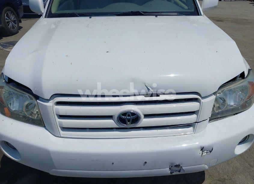 Photo 12 of 2005 Toyota Highlander LIMITED V6 (VIN JTEDP21A650056835)