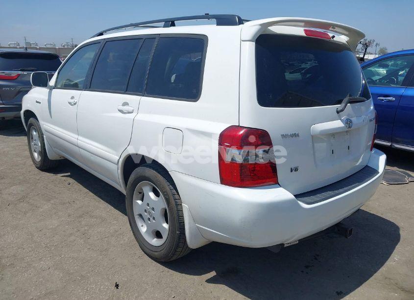 Photo 3 of 2005 Toyota Highlander LIMITED V6 (VIN JTEDP21A650056835)