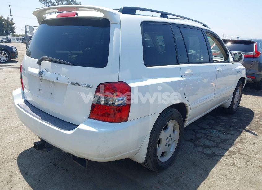 Photo 4 of 2005 Toyota Highlander LIMITED V6 (VIN JTEDP21A650056835)