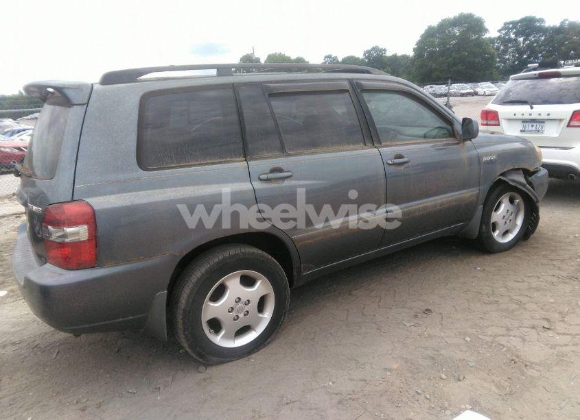 Photo 4 of 2005 Toyota Highlander LIMITED V6 (VIN JTEDP21A750057198)