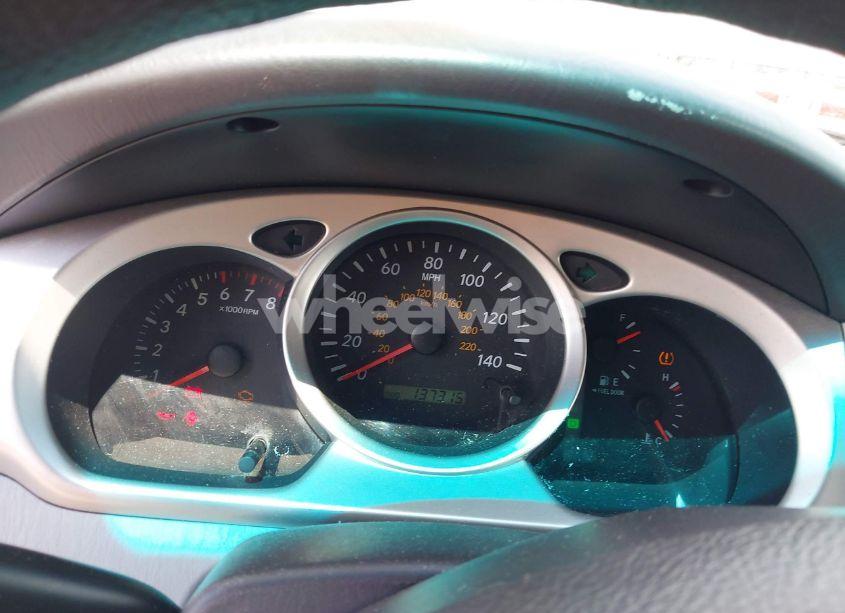 Photo 7 of 2005 Toyota Highlander V6 (VIN JTEDP21A950055047)