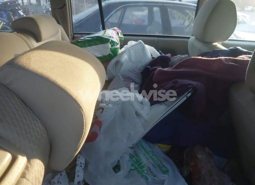 Photo 8 of 2005 Toyota Highlander V6 (VIN JTEDP21A950086928)