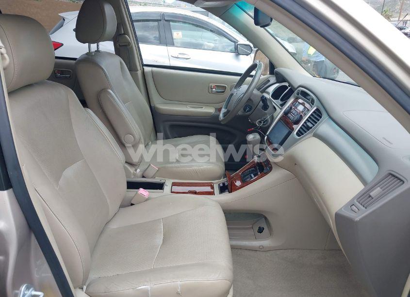 Photo 5 of 2007 Toyota Highlander LIMITED V6 (VIN JTEDP21AX70138084)