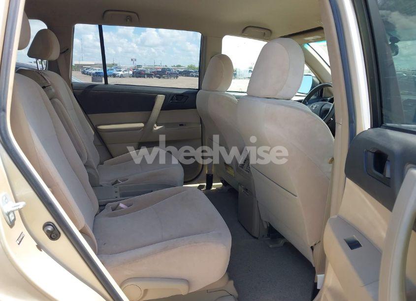 Photo 8 of 2008 Toyota Highlander (VIN JTEDS41A682038726)