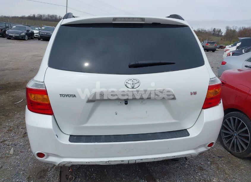 Photo 16 of 2008 Toyota Highlander (VIN JTEDS41AX82008287)