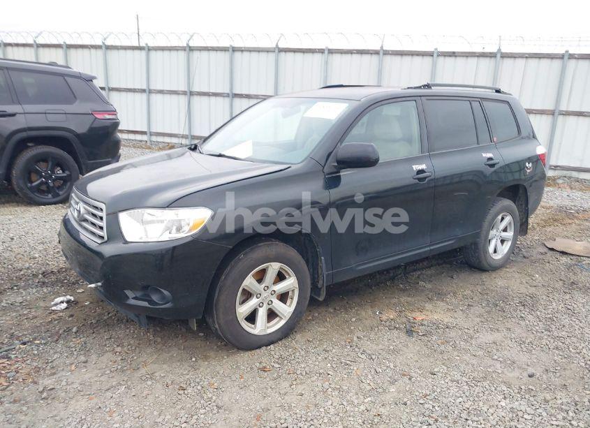 Photo 2 of 2008 Toyota Highlander (VIN JTEDS41AX82011514)