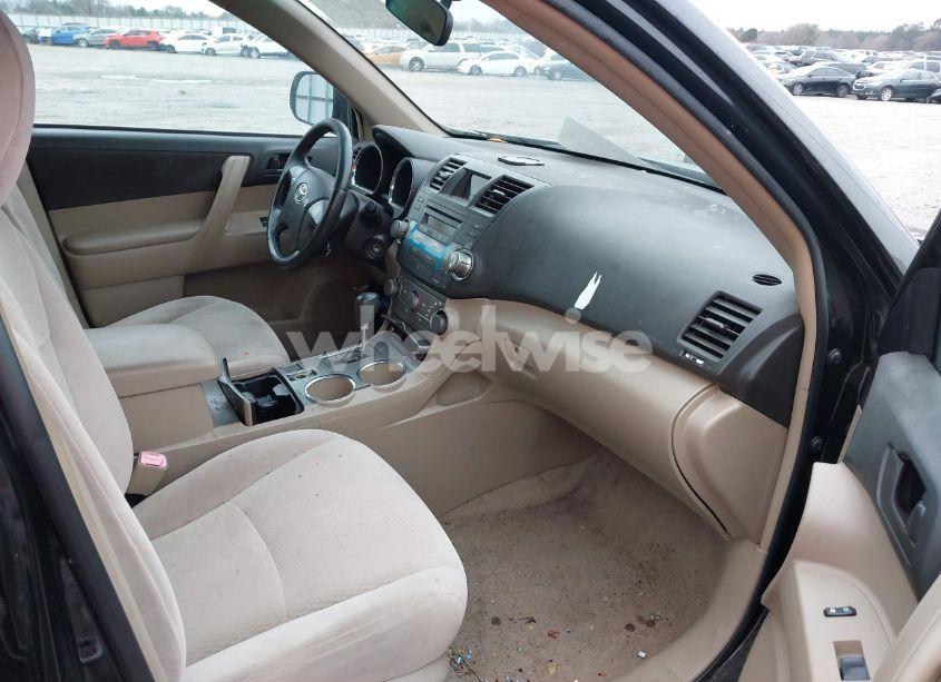 Photo 5 of 2008 Toyota Highlander (VIN JTEDS41AX82011514)