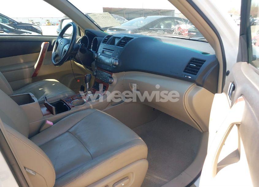 Photo 5 of 2008 Toyota Highlander LIMITED (VIN JTEDS42A882043490)