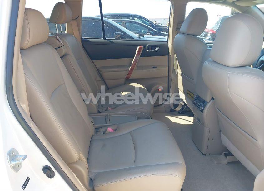 Photo 8 of 2008 Toyota Highlander LIMITED (VIN JTEDS42A882043490)