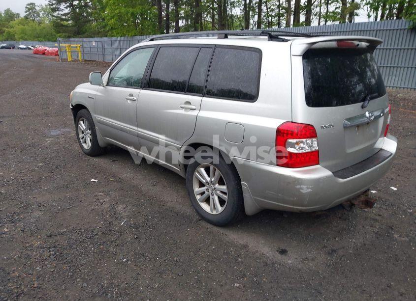 Photo 3 of 2006 Toyota Highlander HYBRID LIMITED V6/V6 (VIN JTEDW21A760001024)