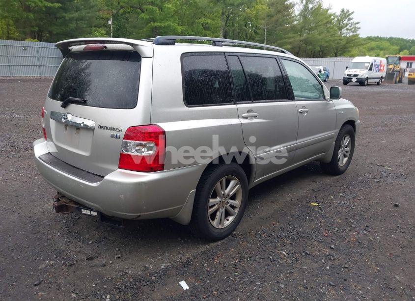 Photo 4 of 2006 Toyota Highlander HYBRID LIMITED V6/V6 (VIN JTEDW21A760001024)