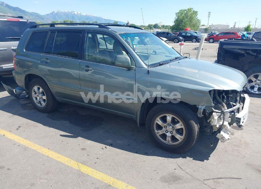 2005 Toyota Highlander V6 (VIN JTEEP21A050089656) main photo