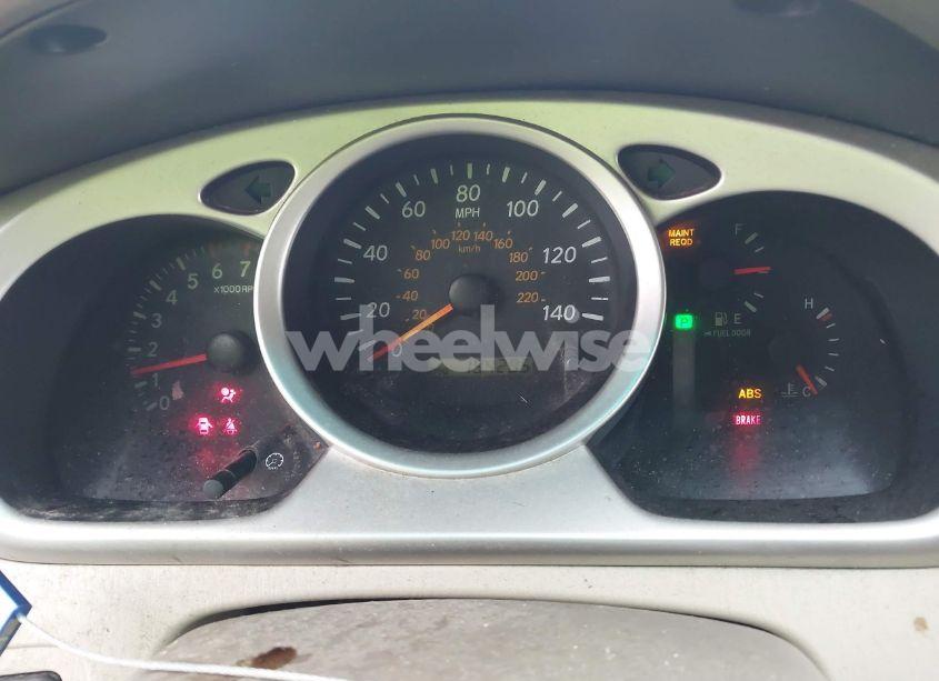 Photo 7 of 2005 Toyota Highlander V6 (VIN JTEEP21A050116449)