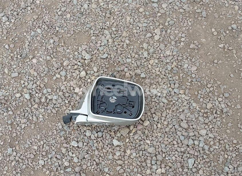 Photo 12 of 2005 Toyota Highlander V6 (VIN JTEEP21A050123515)