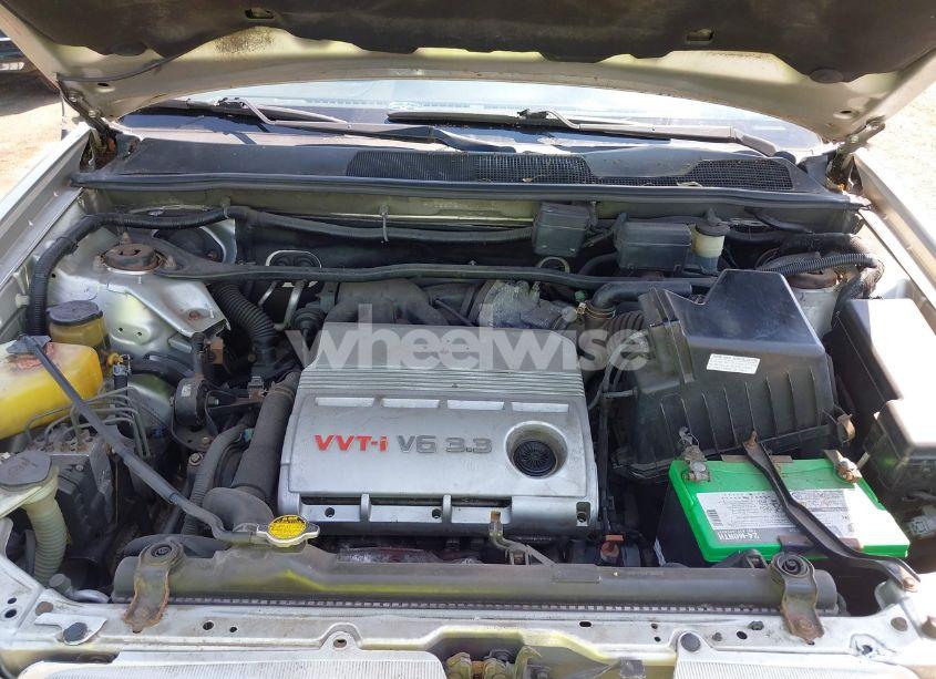 Photo 10 of 2005 Toyota Highlander V6 (VIN JTEEP21A050135194)