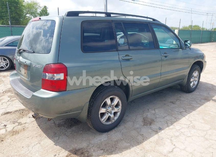 Photo 4 of 2006 Toyota Highlander V6 (VIN JTEEP21A060186342)