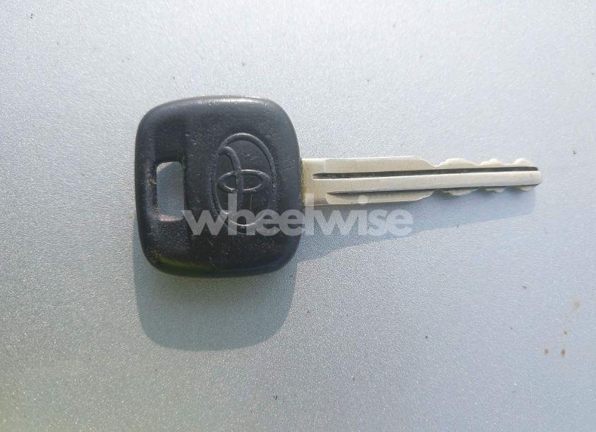 Photo 11 of 2005 Toyota Highlander V6 (VIN JTEEP21A150084868)