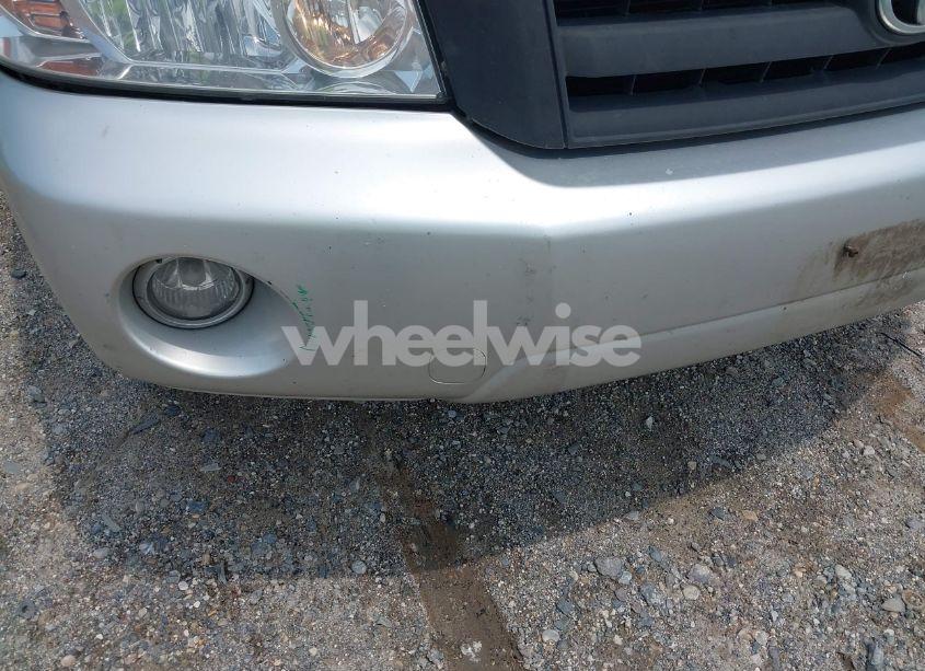 Photo 13 of 2005 Toyota Highlander V6 (VIN JTEEP21A150088886)