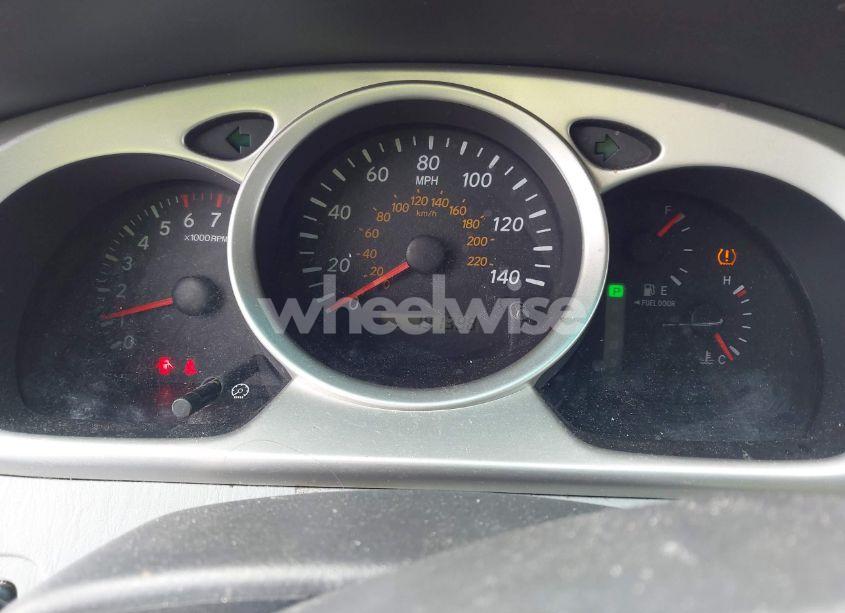 Photo 7 of 2005 Toyota Highlander V6 (VIN JTEEP21A150107517)