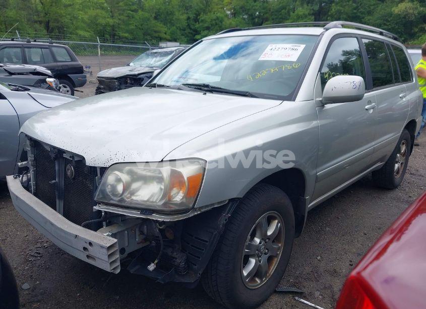 Photo 2 of 2006 Toyota Highlander V6 (VIN JTEEP21A160162468)