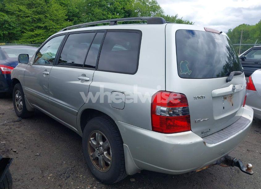 Photo 3 of 2006 Toyota Highlander V6 (VIN JTEEP21A160162468)