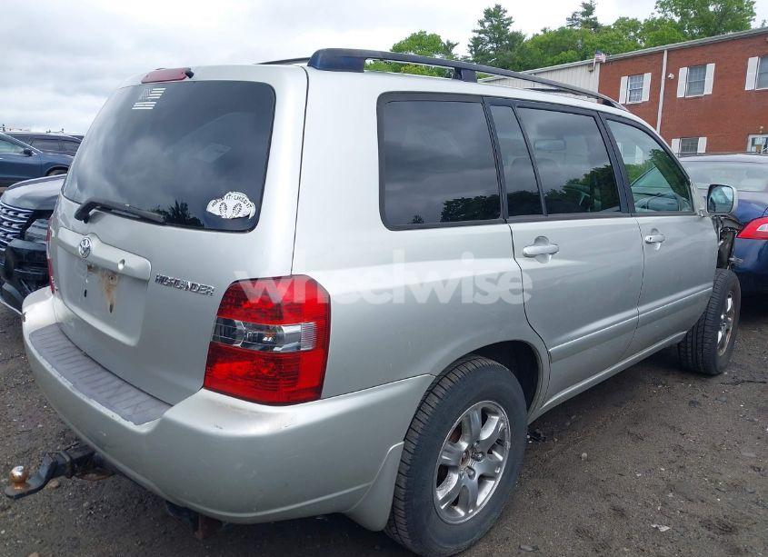 Photo 4 of 2006 Toyota Highlander V6 (VIN JTEEP21A160162468)