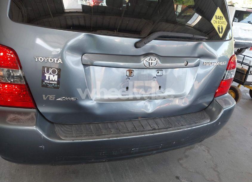 Photo 6 of 2006 Toyota Highlander V6 (VIN JTEEP21A260159269)