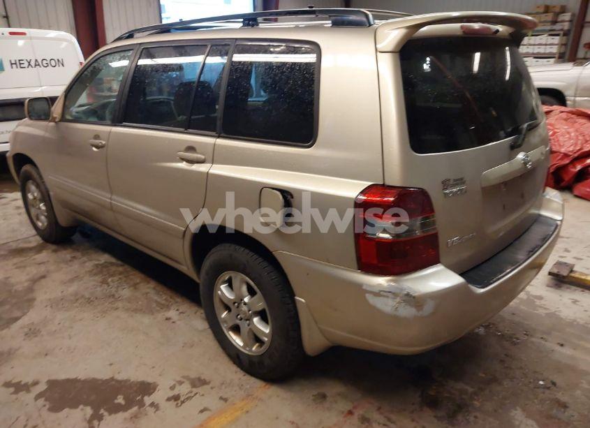 Photo 3 of 2007 Toyota Highlander V6 (VIN JTEEP21A270216281)