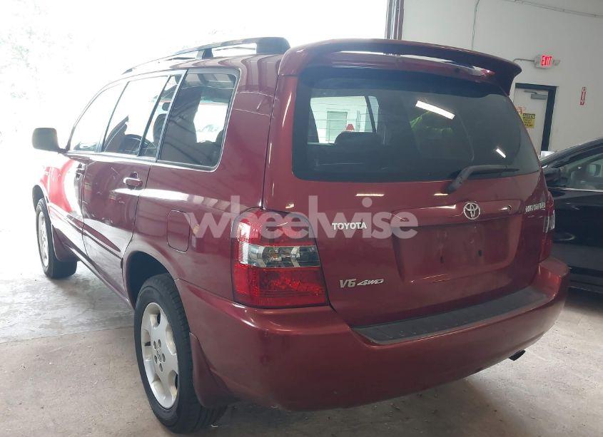 Photo 3 of 2005 Toyota Highlander LIMITED V6 (VIN JTEEP21A350102576)