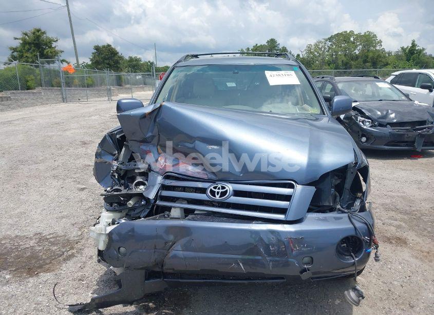 Photo 12 of 2005 Toyota Highlander LIMITED V6 (VIN JTEEP21A350128885)