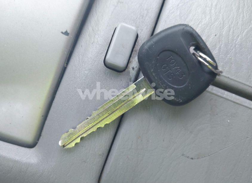 Photo 11 of 2006 Toyota Highlander V6 (VIN JTEEP21A360150984)