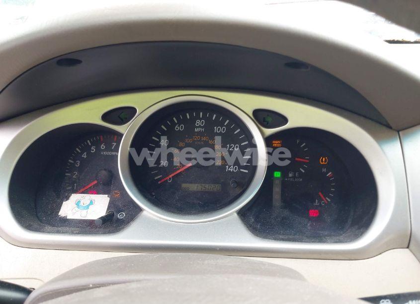 Photo 7 of 2005 Toyota Highlander LIMITED V6/V6 (VIN JTEEP21A450117765)