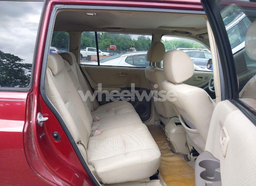 Photo 8 of 2005 Toyota Highlander LIMITED V6/V6 (VIN JTEEP21A450117765)