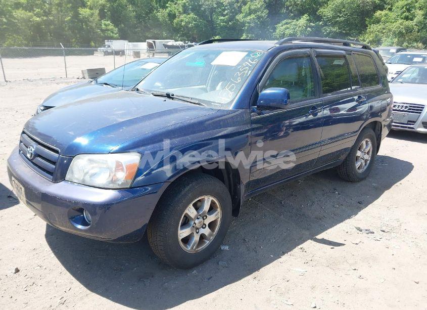 Photo 2 of 2007 Toyota Highlander V6 (VIN JTEEP21A670202142)